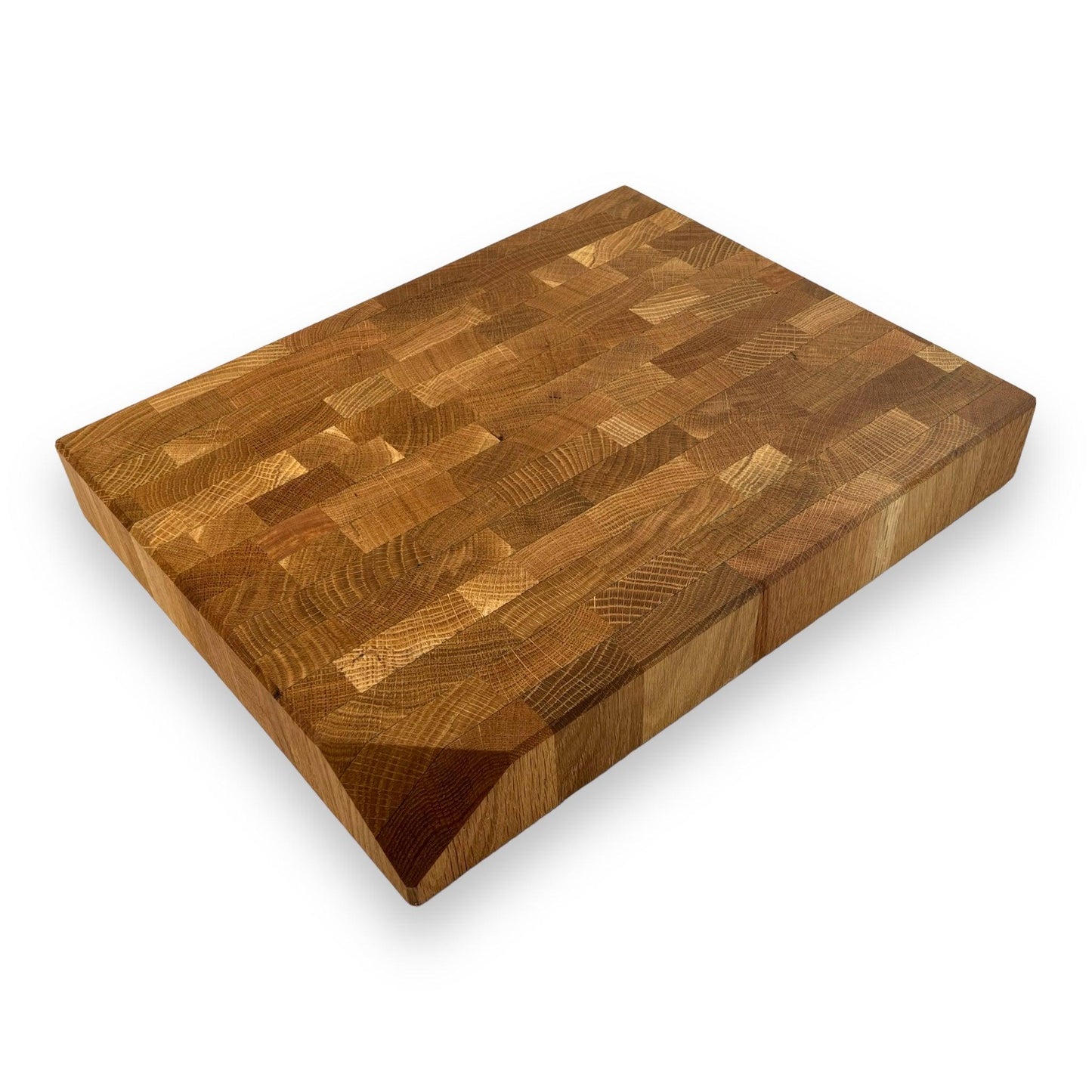 Cutting board with 2" angled corner in White Oak - BOISWOOD