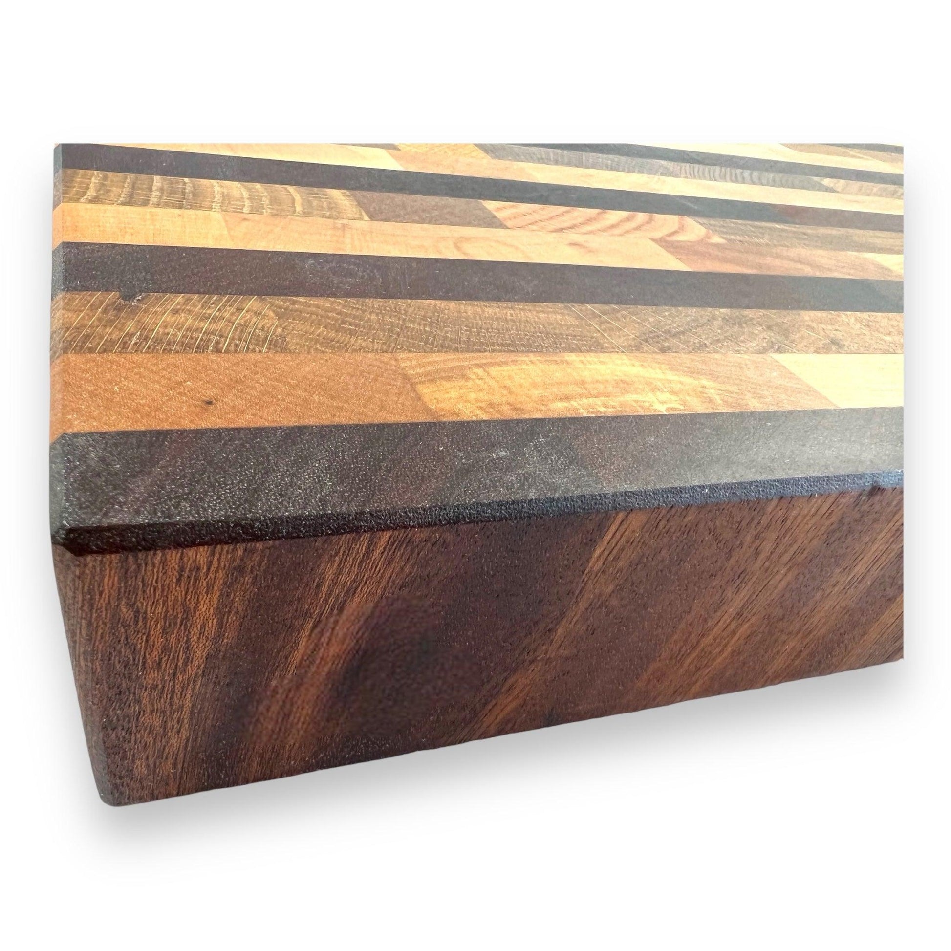 Rectangular mixed standing wood cutting board with 2'' pattern - BOISWOOD