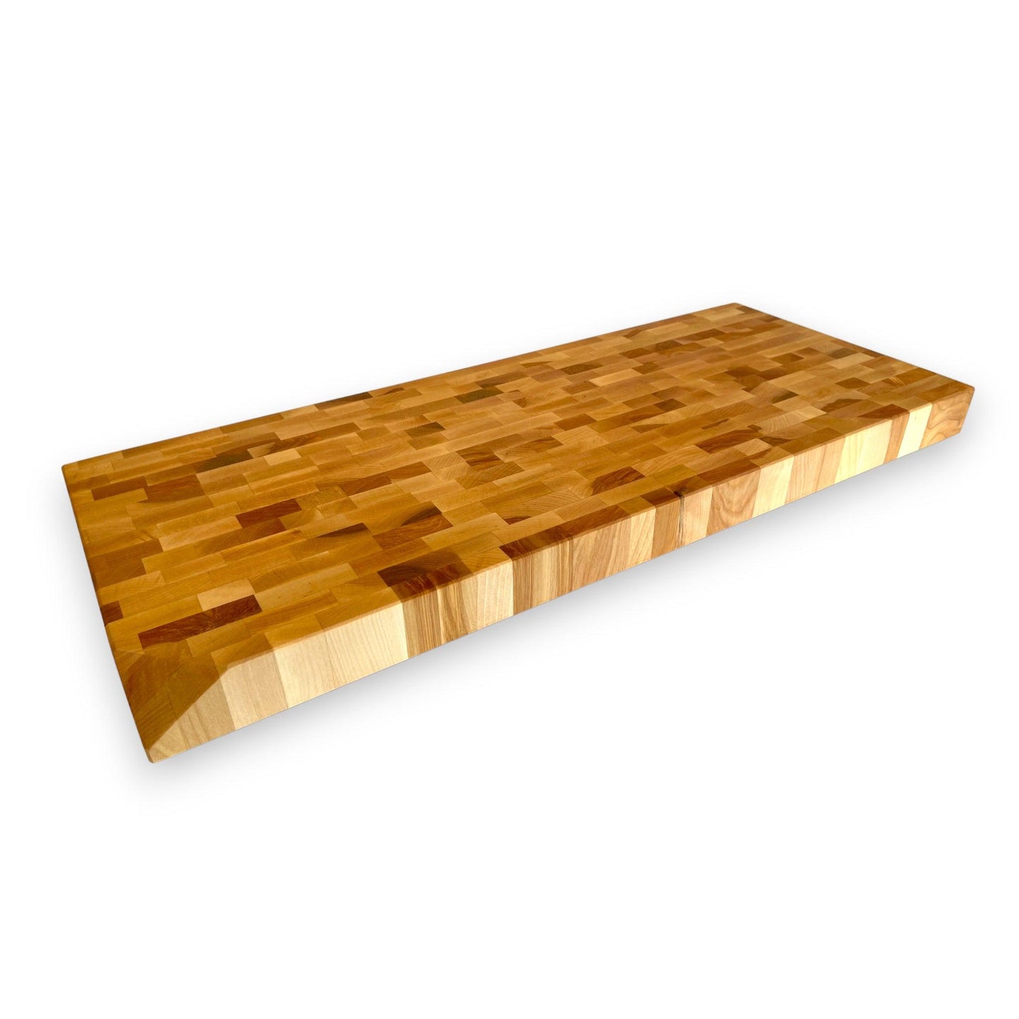 Cutting board with angled corner in 2" cherry wood - BOISWOOD